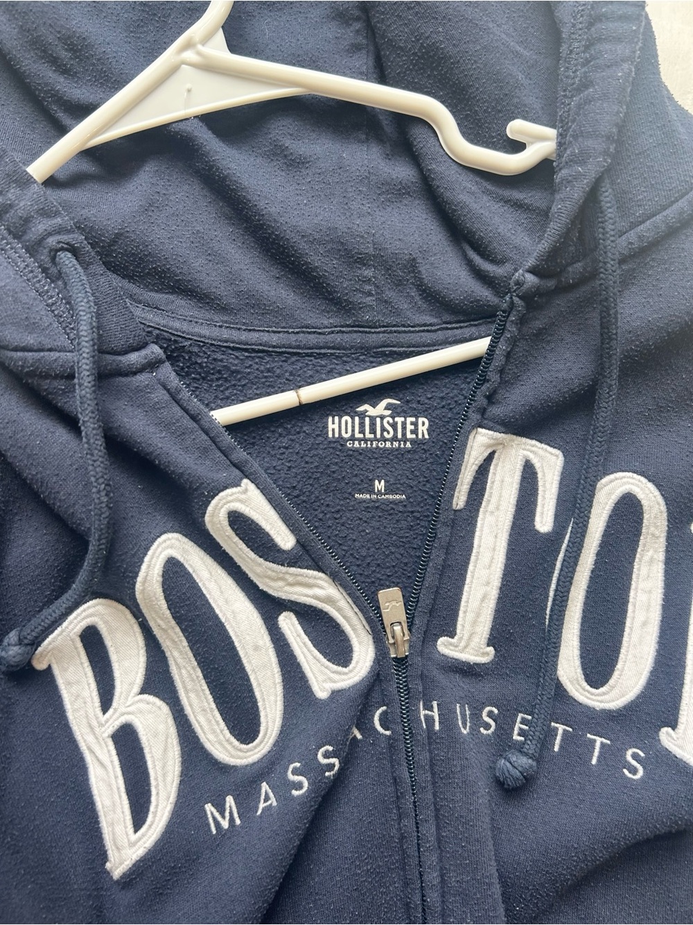 Hollister Easy Boston graphic zip-up hoodie - Picture 3 of 4